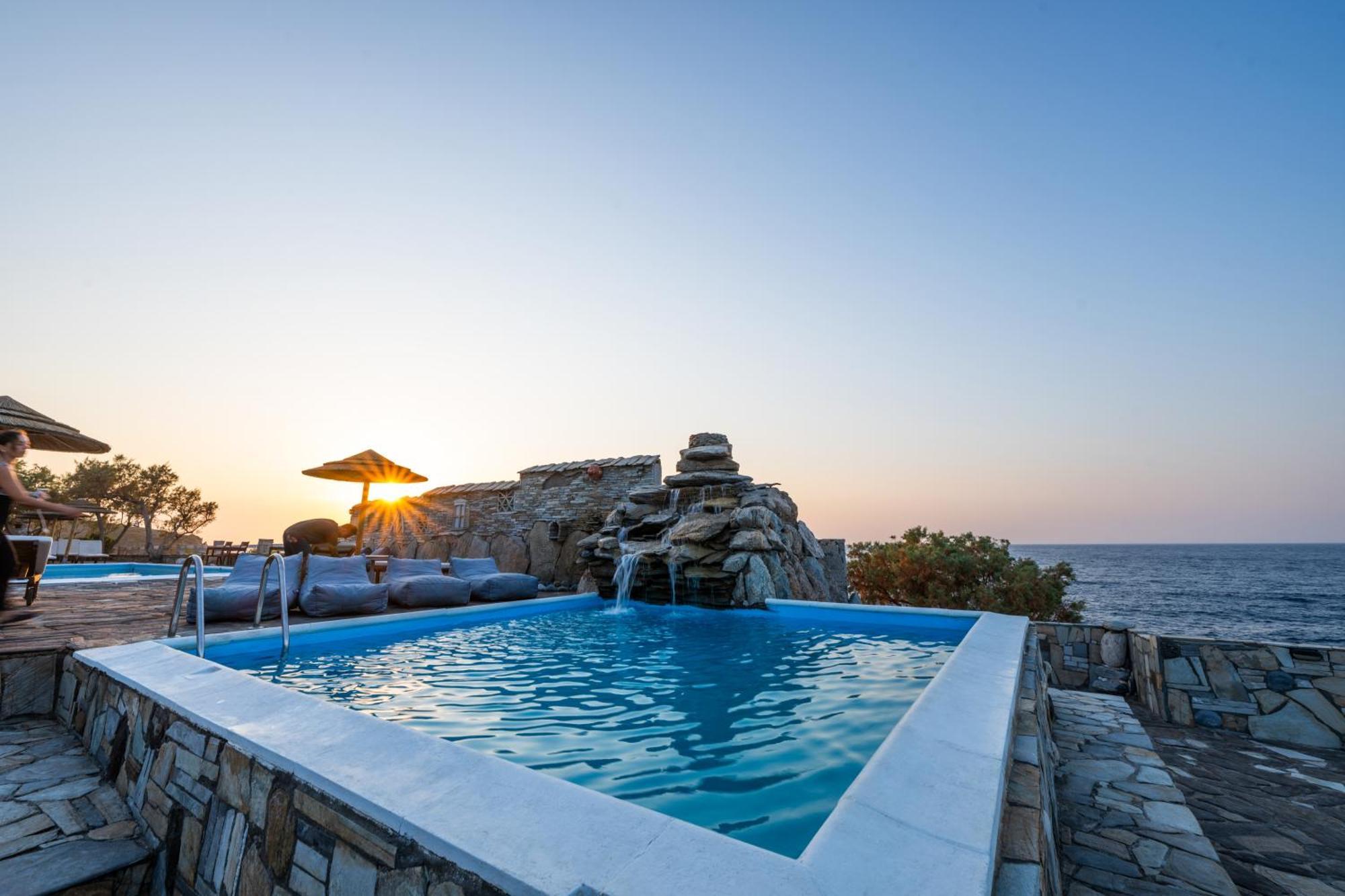Cavos Bay Hotel & Studios Арменистис Экстерьер фото