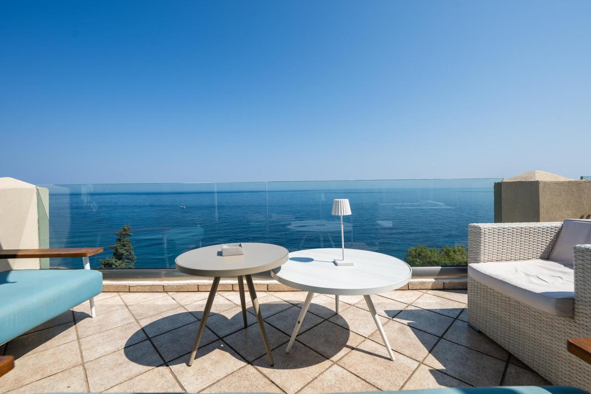 Cavos Bay Hotel & Studios Арменистис Экстерьер фото
